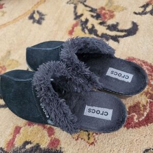 Crocs Faux Fur Lined Black Slip-On Clogs